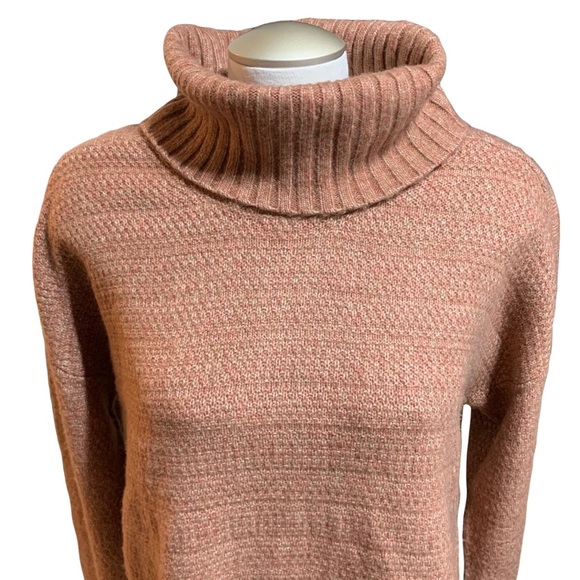 Rachel Zoe Sweaters - Rachel Zoe brown orange turtle neck sweater (size XL)